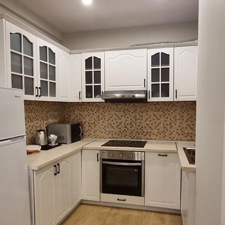 Mina Apartment Tirana Exteriör bild